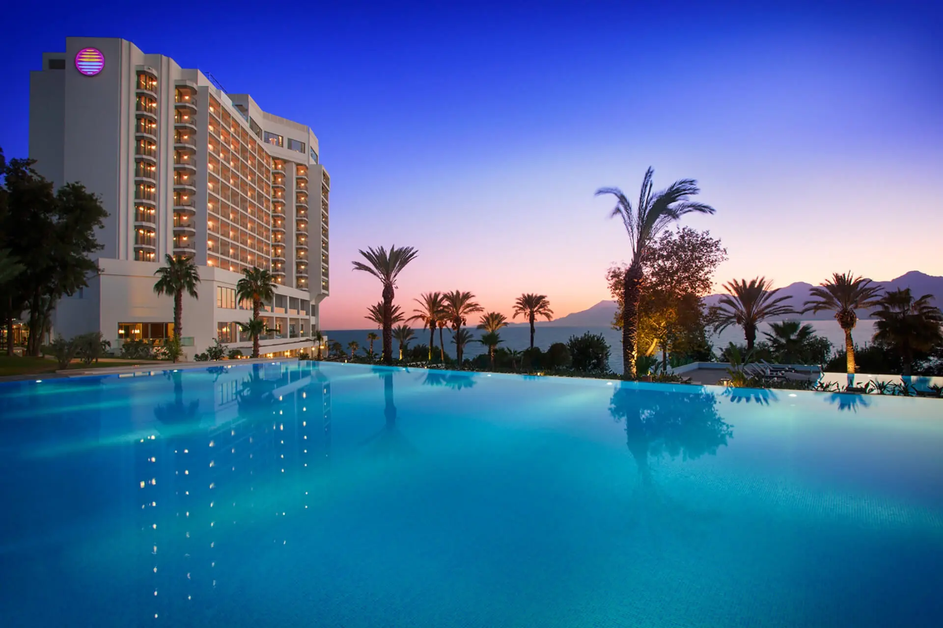 Akra V Hotel gallery image 22