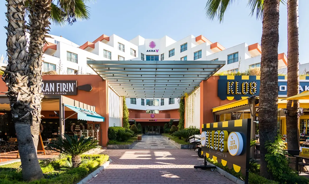 Akra V Hotel