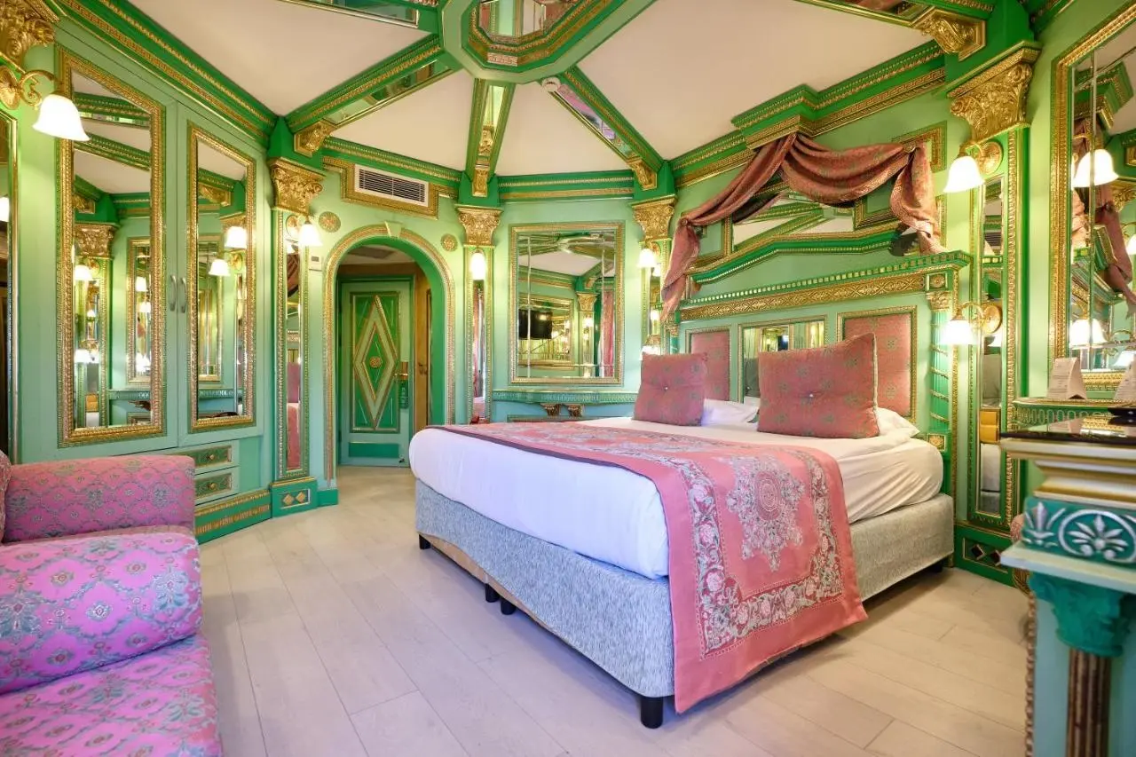Club Hotel Sera gallery image 19