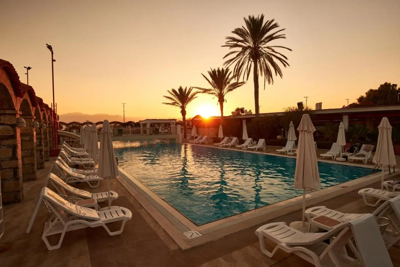 Club Hotel Sera gallery image 2