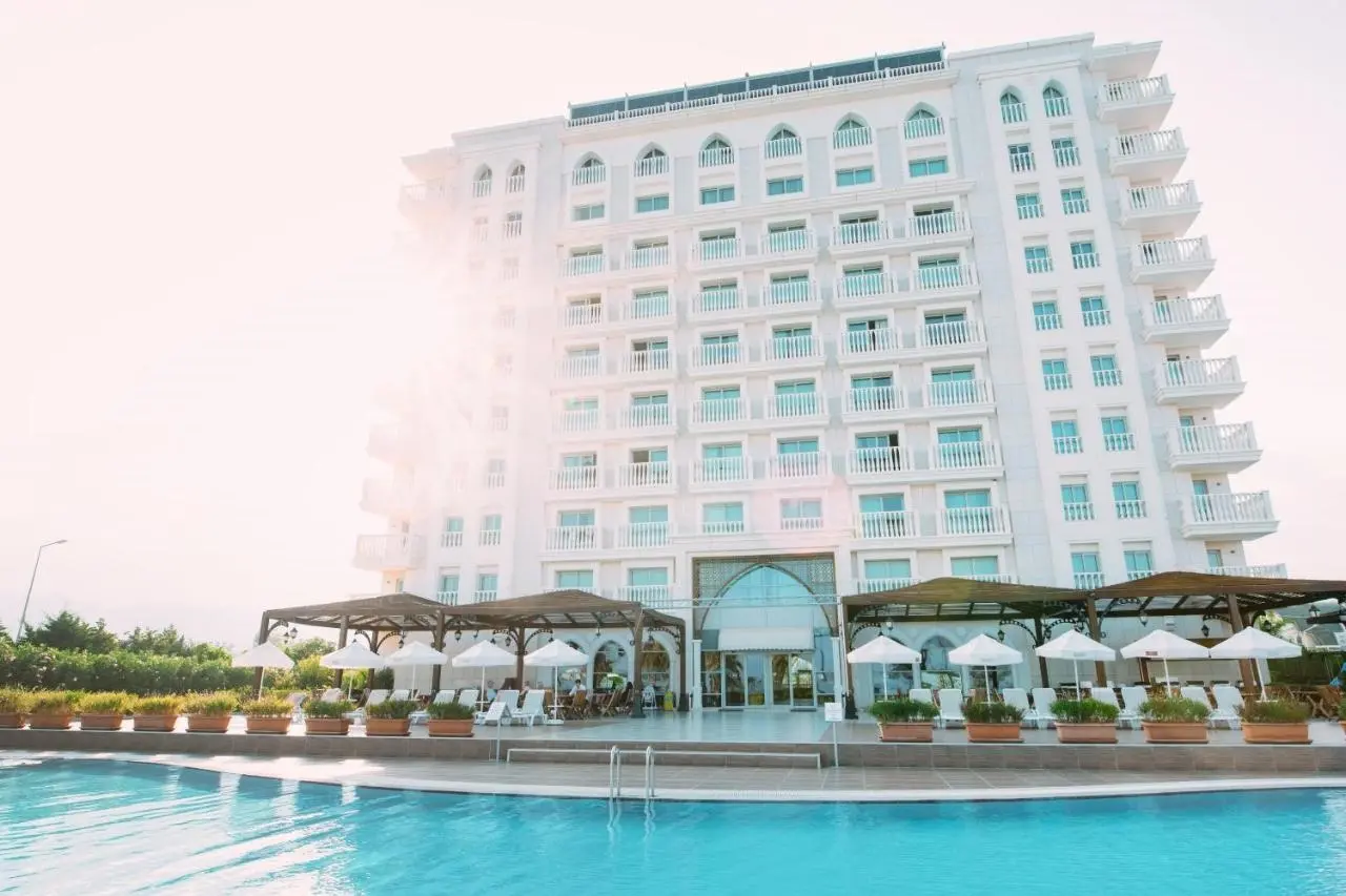 Crowne Plaza Antalya gallery image 11