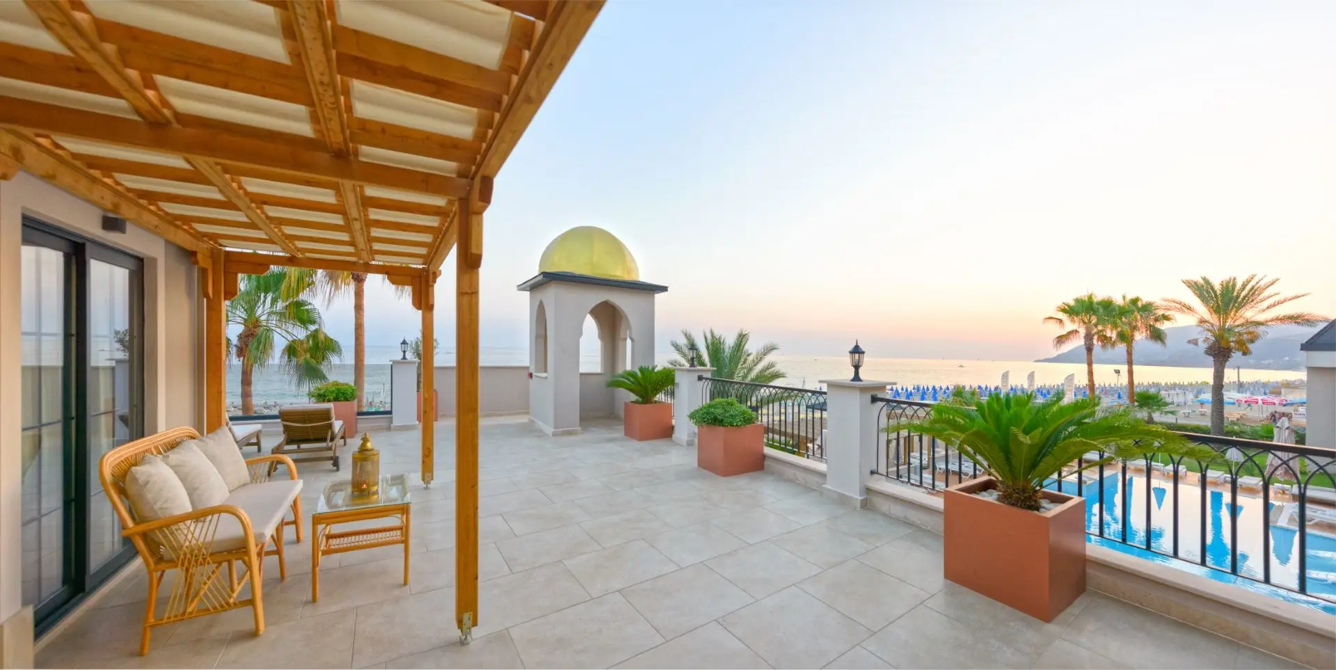 Alaaddin Beach Hotel gallery image 11