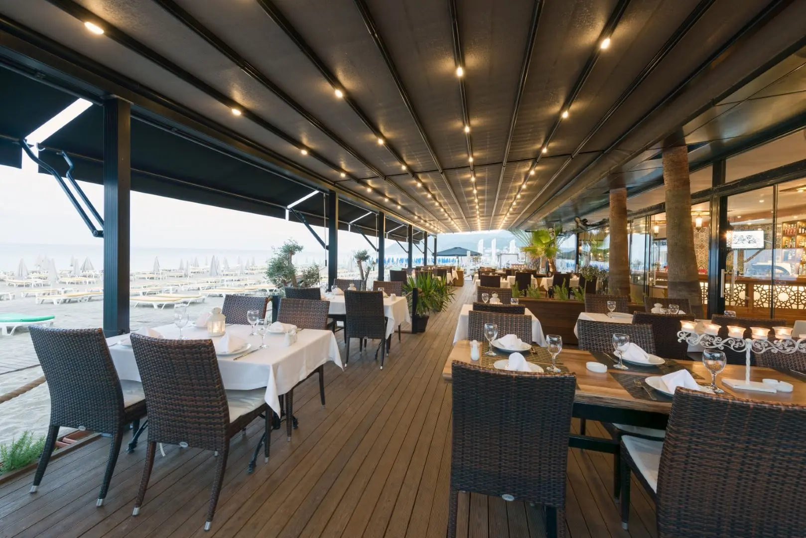 Alaaddin Beach Hotel gallery image 2
