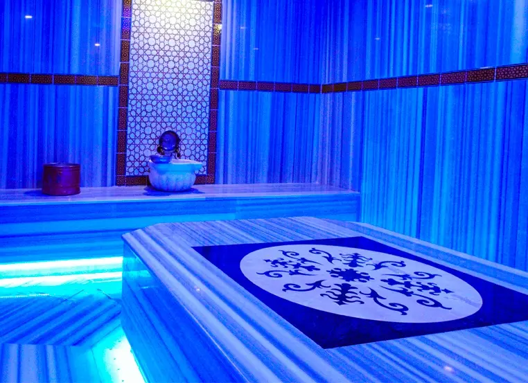 Club Aqua Plaza gallery image 6