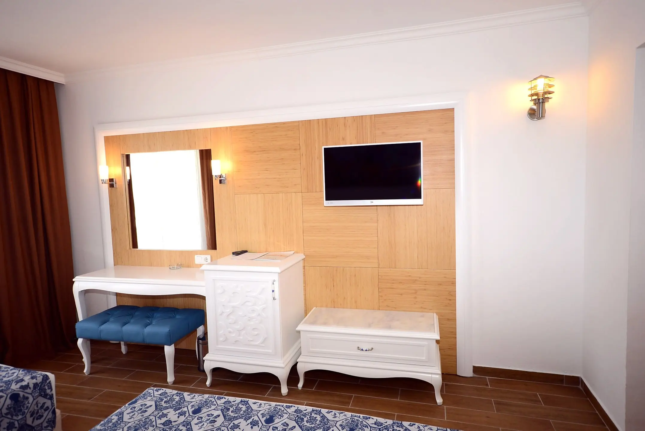 Eftalia Village gallery image 17