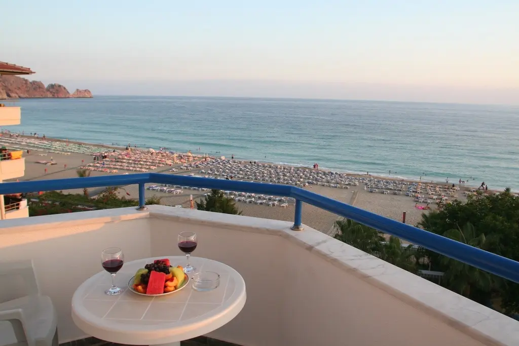 Elysee Beach Hotel gallery image 10