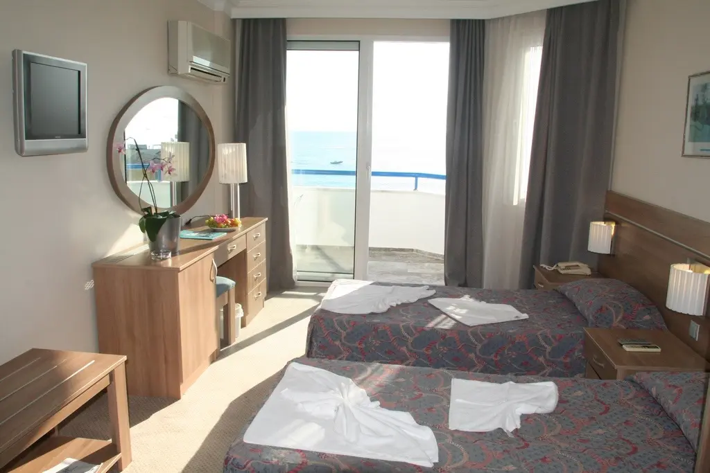 Elysee Beach Hotel gallery image 15