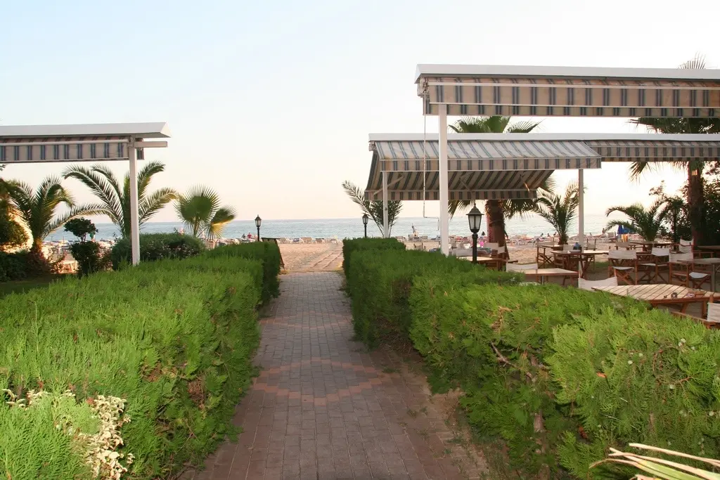 Elysee Beach Hotel gallery image 6