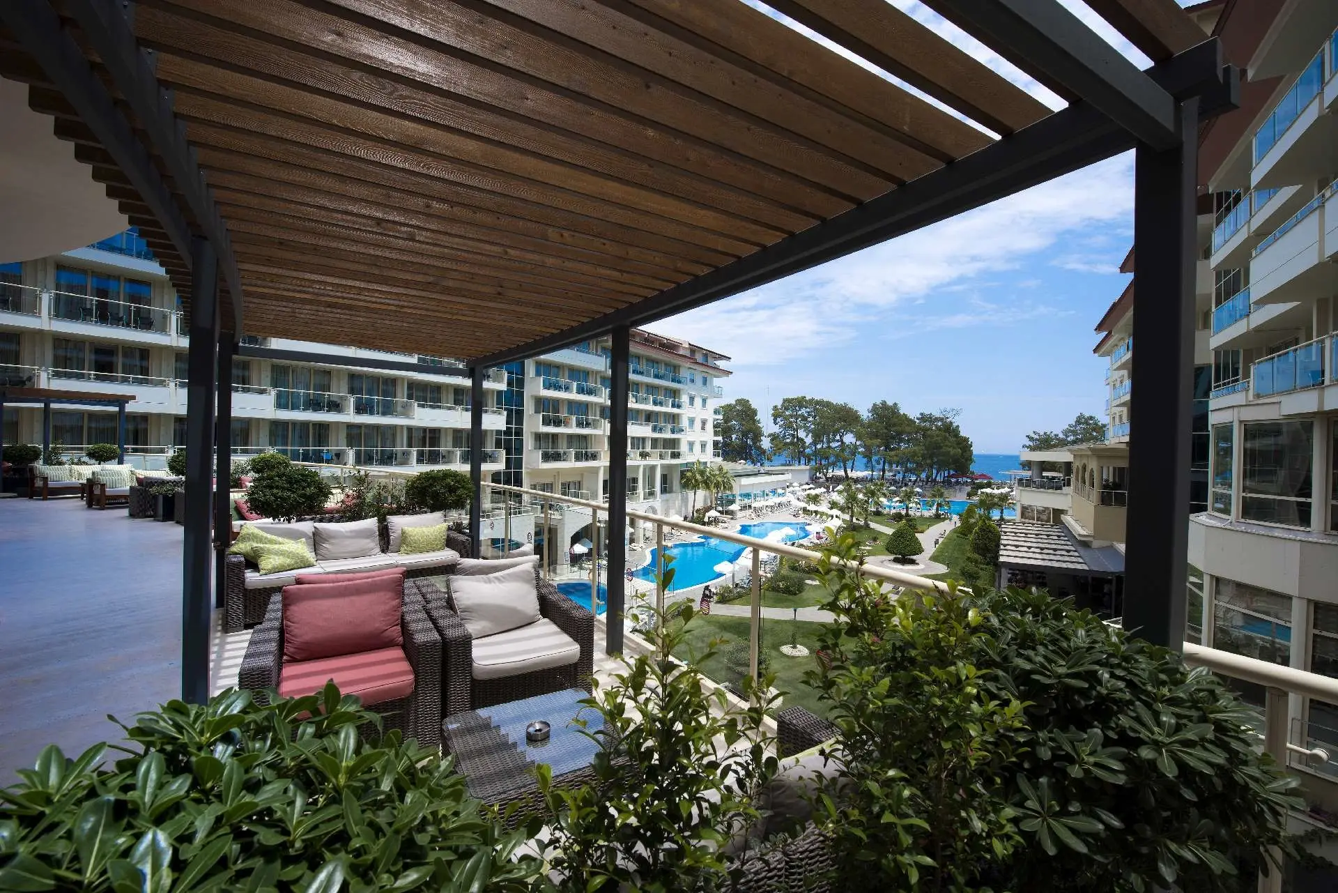 Barut Kemer Collection gallery image 8