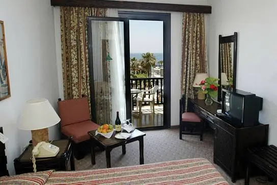 Dionysos Central Hotel gallery image 5