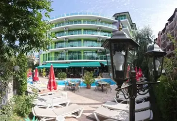 L&B Hotel