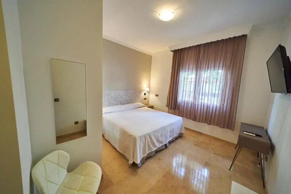 Bajamar Hotel gallery image 6