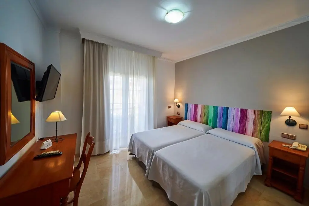 Bajamar Hotel gallery image 9