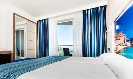 Globales Playa Estepona gallery image 6