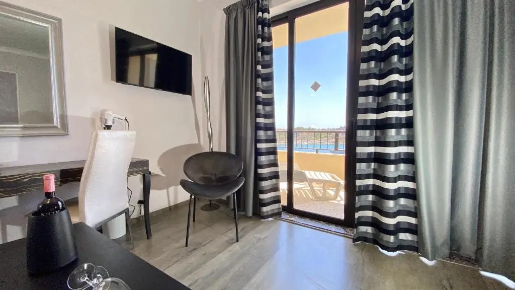 Sliema Marina Hotel gallery image 12