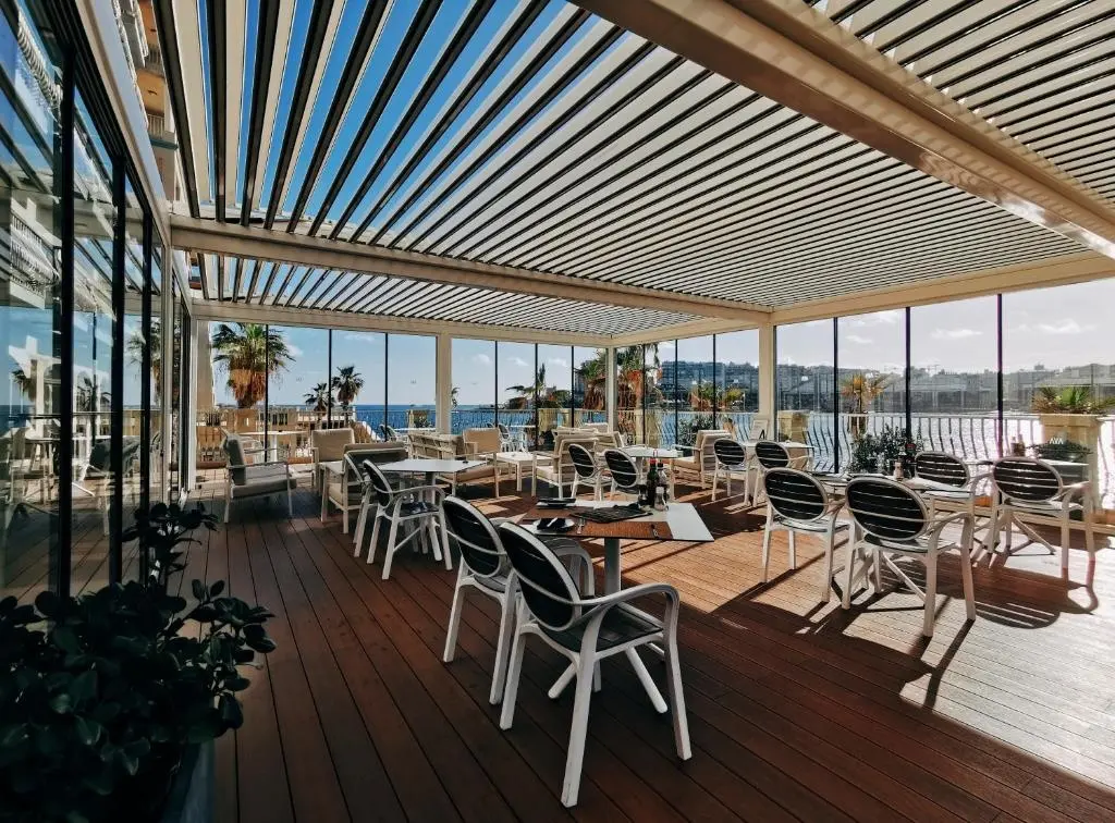 Cavalieri Art Hotel gallery image 1