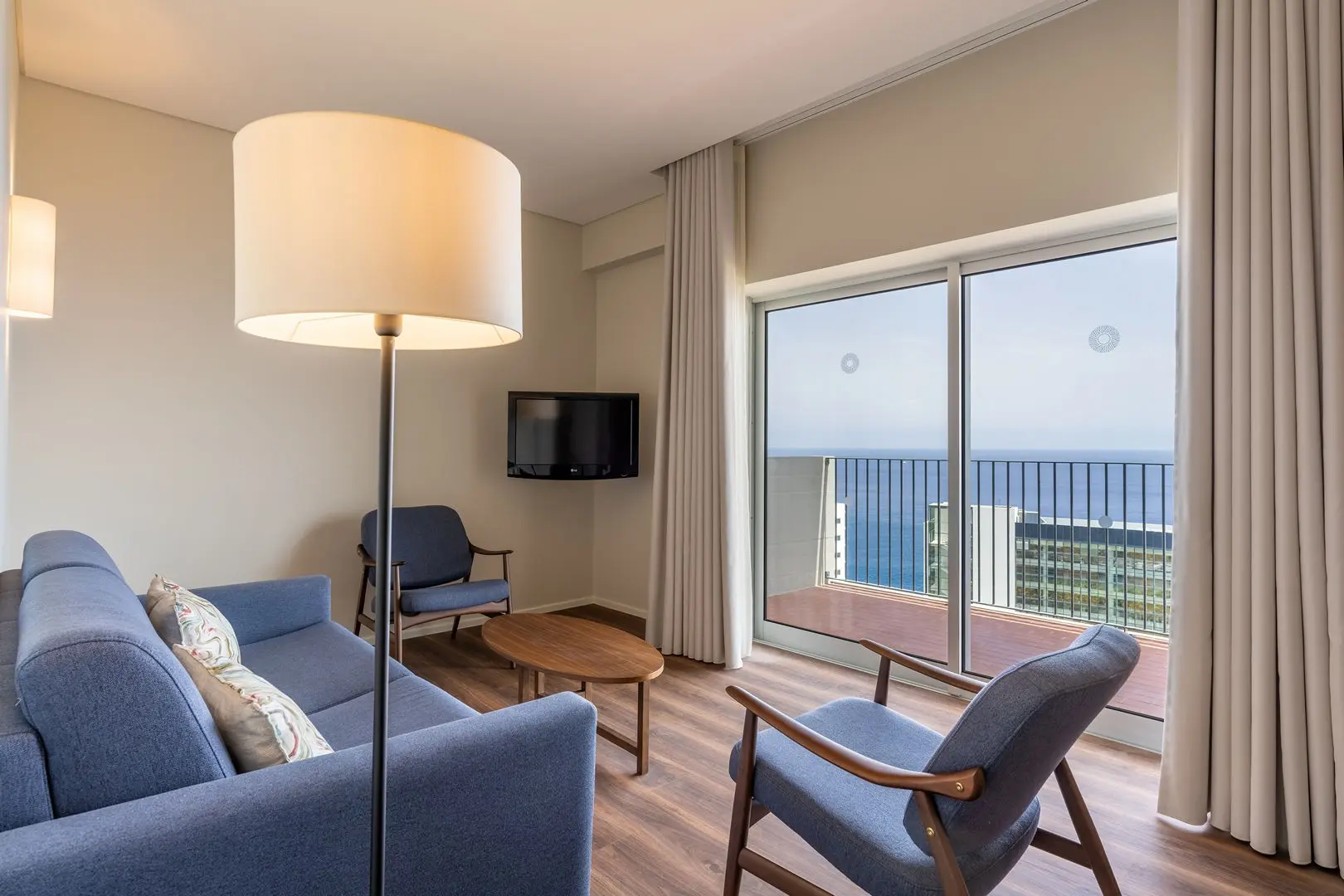 Girassol Hotel gallery image 16
