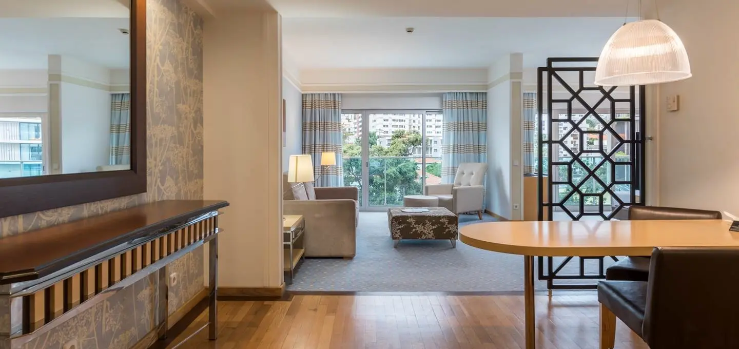 Pestana Carlton Hotel gallery image 12
