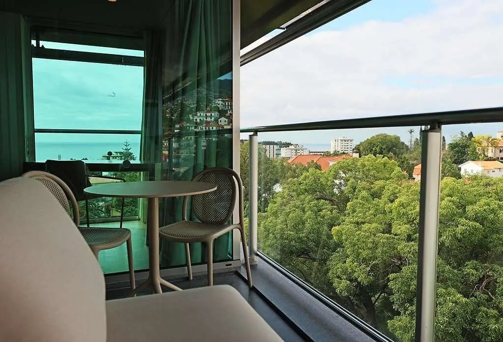 The Views Baia gallery image 6