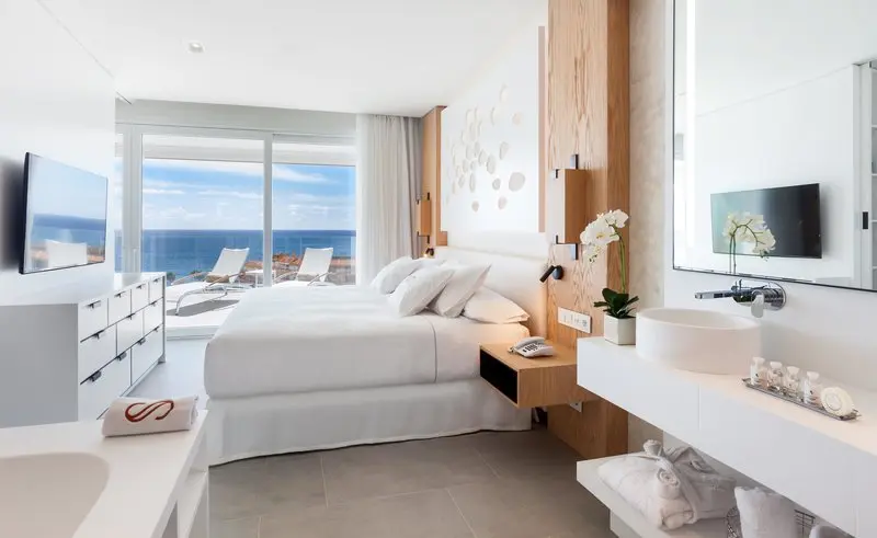 Royal Hideaway Corales Suites gallery image 11