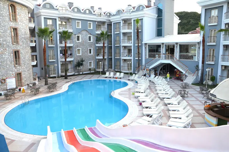 Alenz Suite Apartments