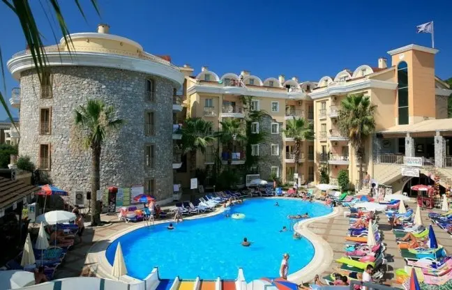 Alenz Suite Apartments