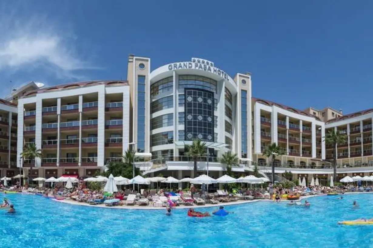 Grand Pasa Hotel gallery image 1
