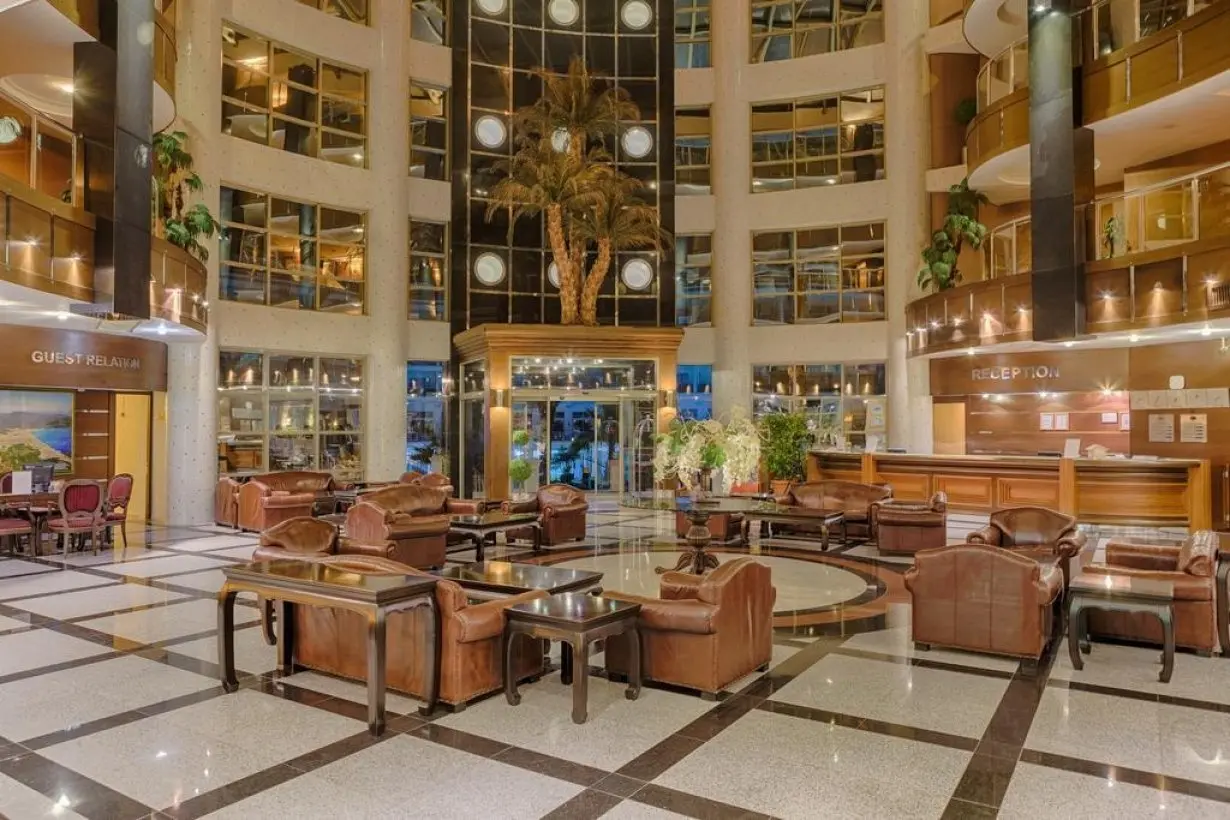 Grand Pasa Hotel gallery image 2
