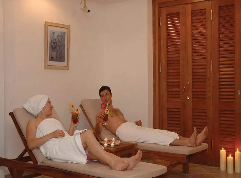 Hawaii Hotel gallery image 17