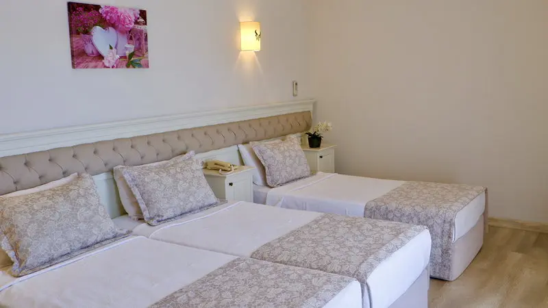 Hawaii Hotel gallery image 13