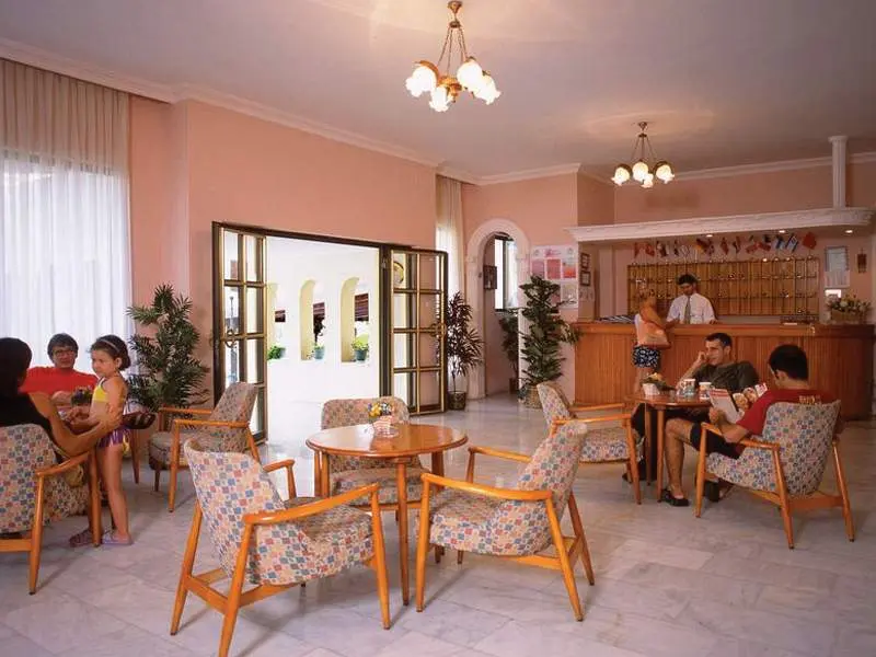Hawaii Hotel gallery image 15