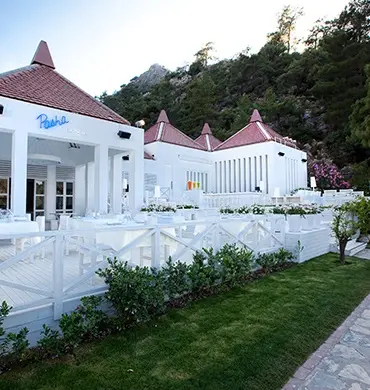 Hillside Beach Club gallery image 8