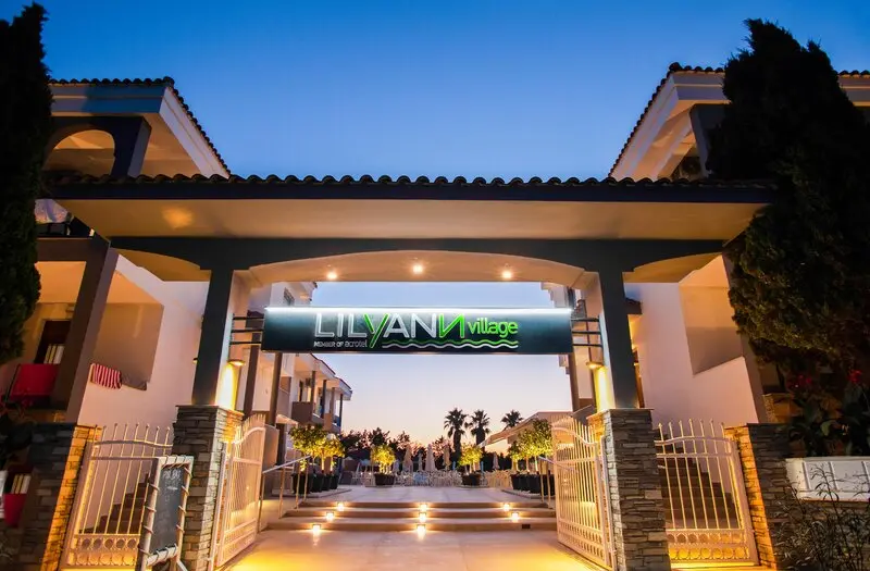 Acrotel Lily Ann Village gallery image 9