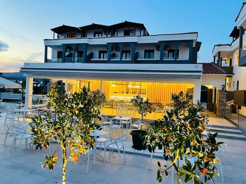 Acrotel Lily Ann Village gallery image 3