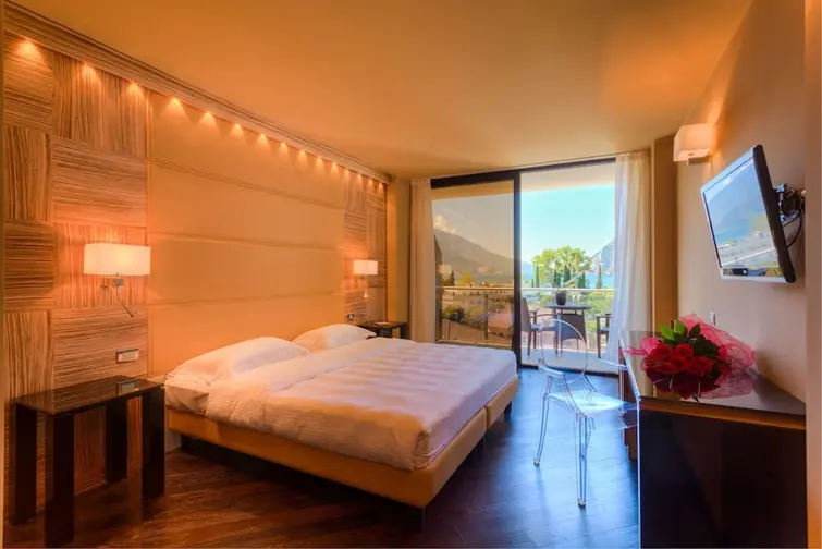 Hotel Garda gallery image 1