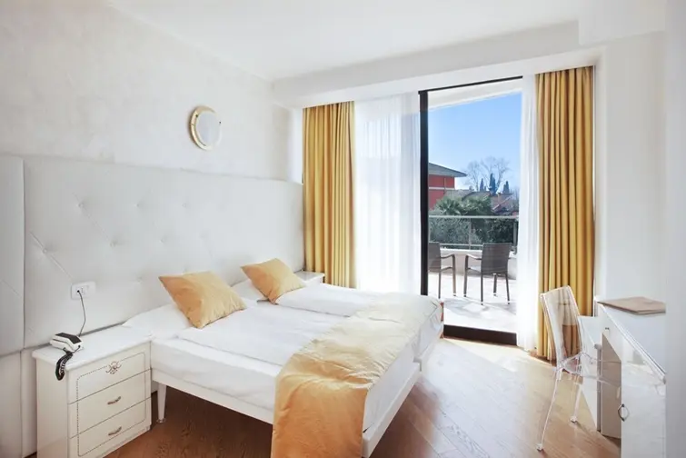 Hotel Garda gallery image 13