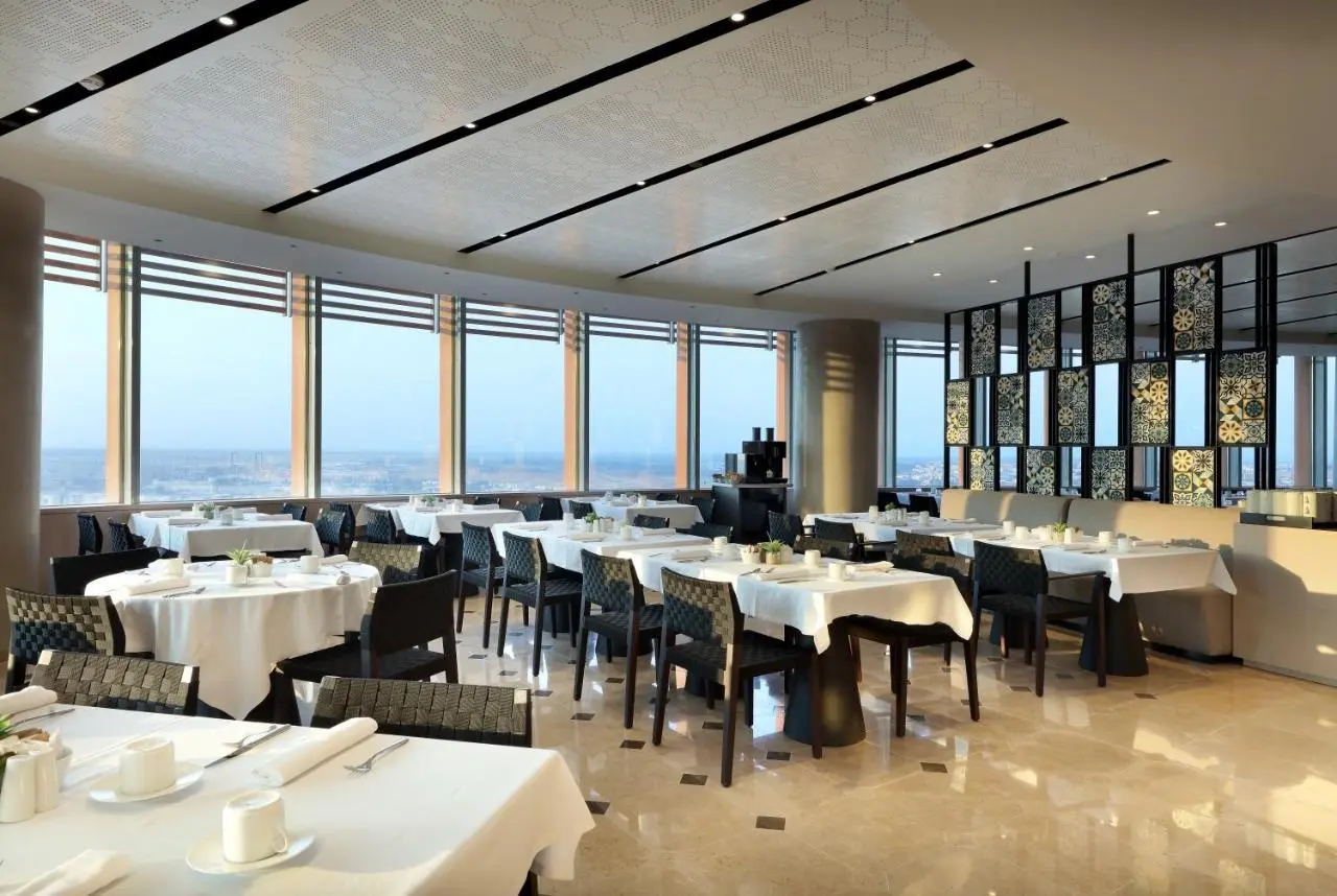 Eurostars Torre Sevilla gallery image 8