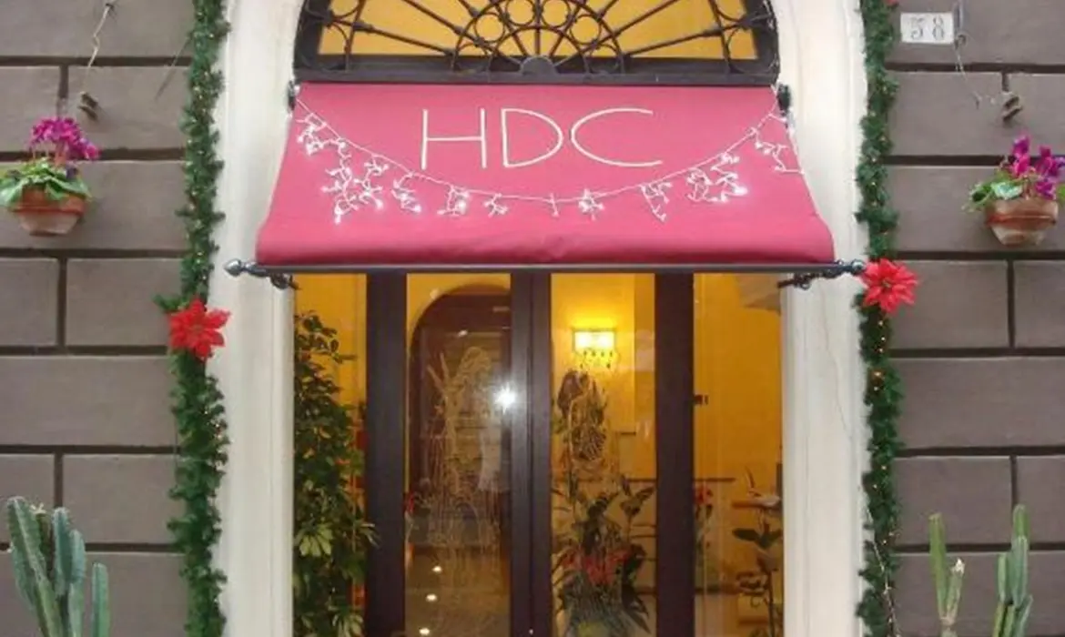 Dina Hotel