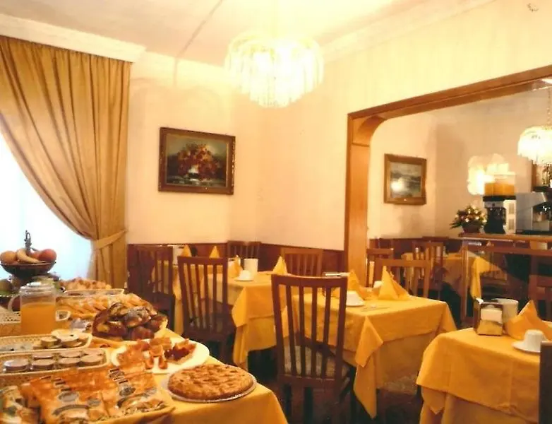 Gabriella Hotel gallery image 4