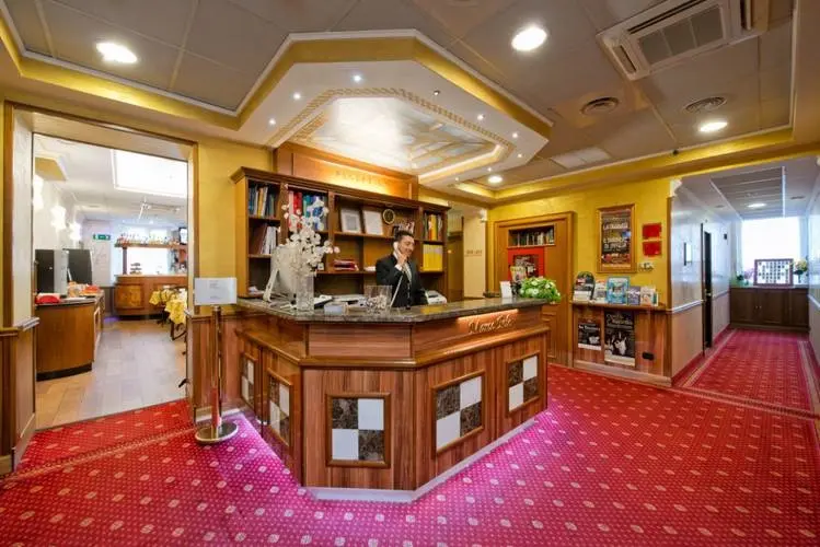 Marco Polo Hotel gallery image 1