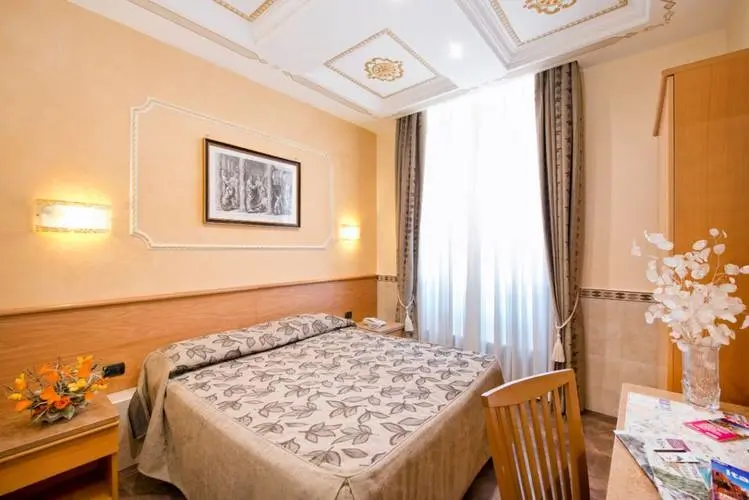 Marco Polo Hotel gallery image 10