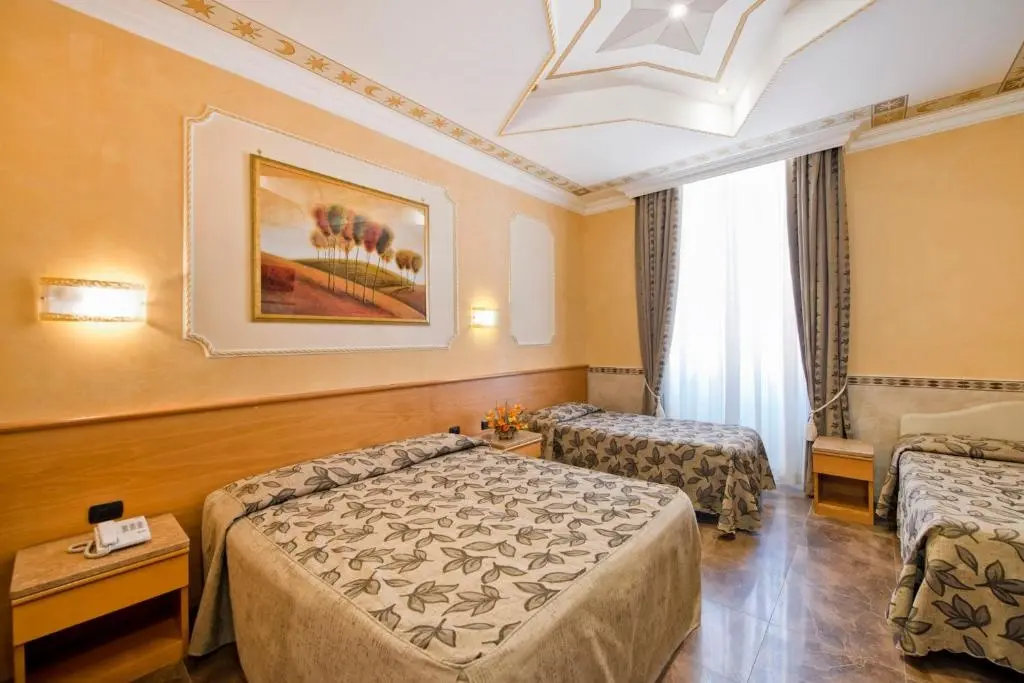 Marco Polo Hotel gallery image 11