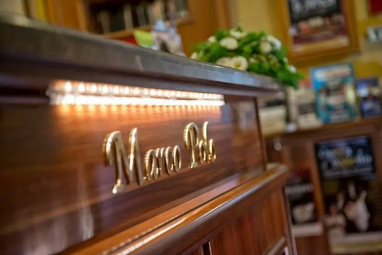 Marco Polo Hotel gallery image 2