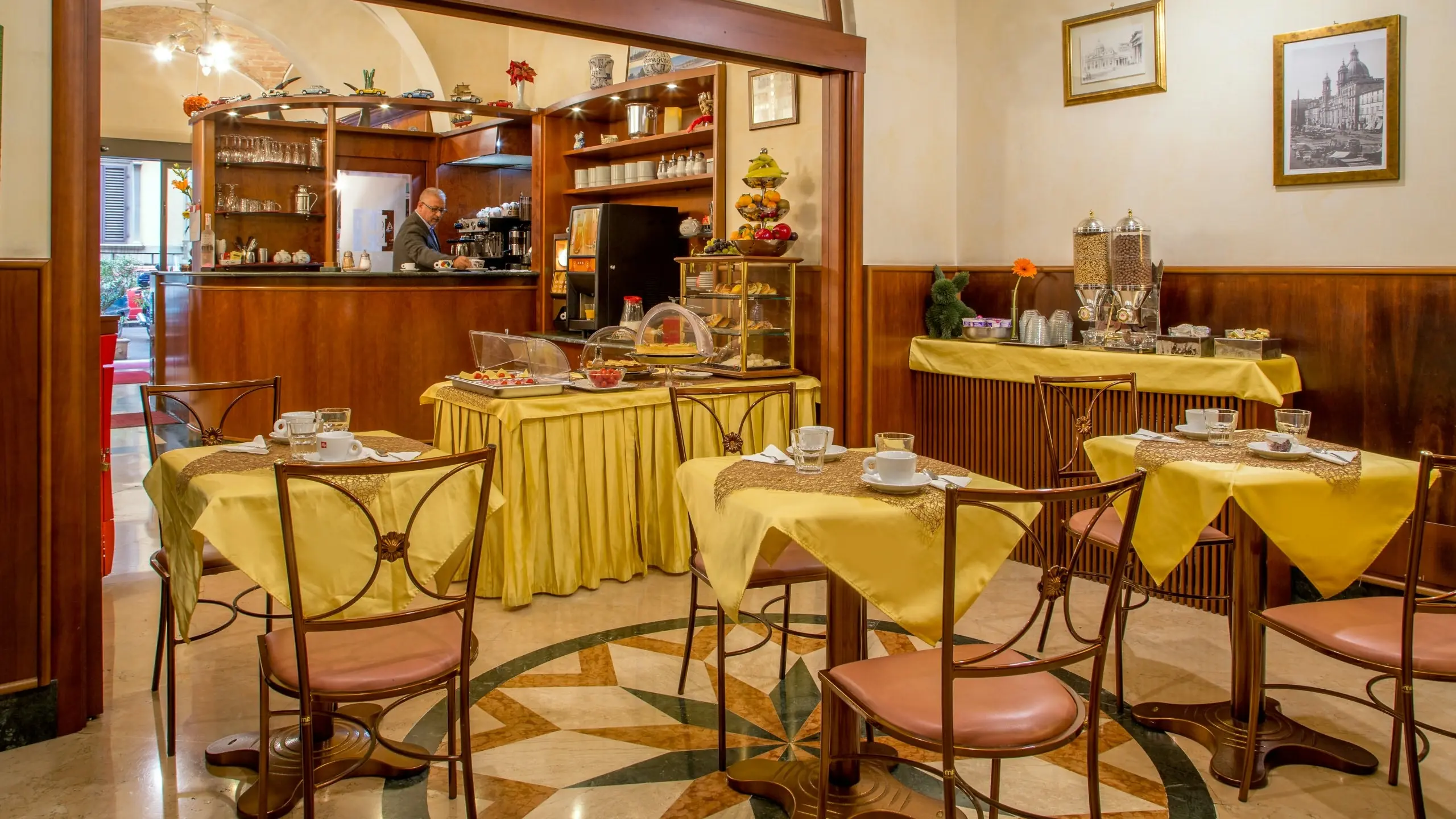 Assisi Hotel gallery image 16