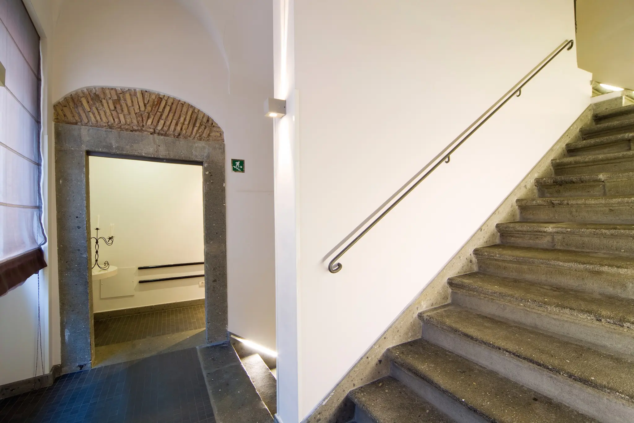 Trevi Palace Luxury Apartments gallery image 2