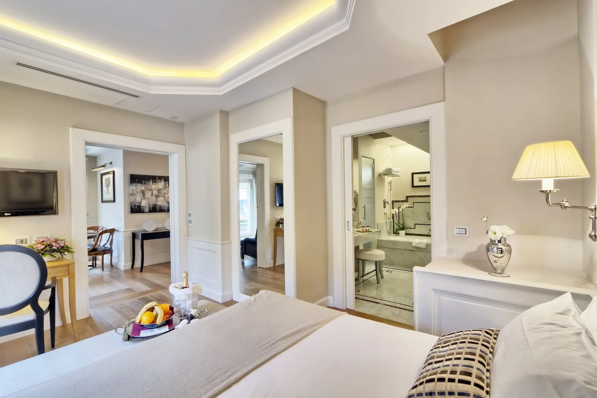 Trevi Palace Luxury Apartments gallery image 21