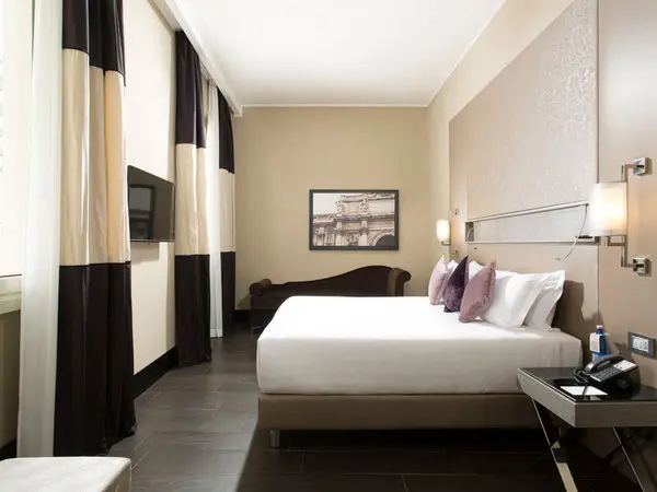 Rome Life Hotel gallery image 2