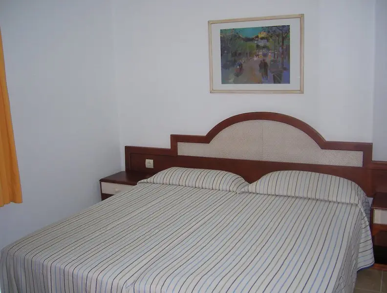 Elena Apartments gallery image 8