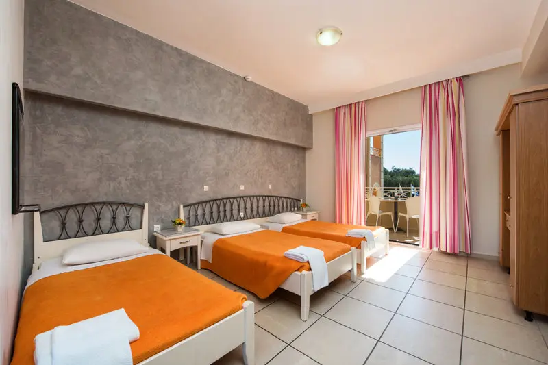 Kavos Plaza Hotel gallery image 3