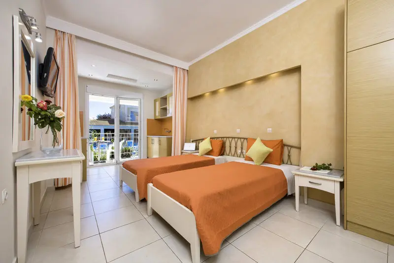 Kavos Plaza Hotel gallery image 6